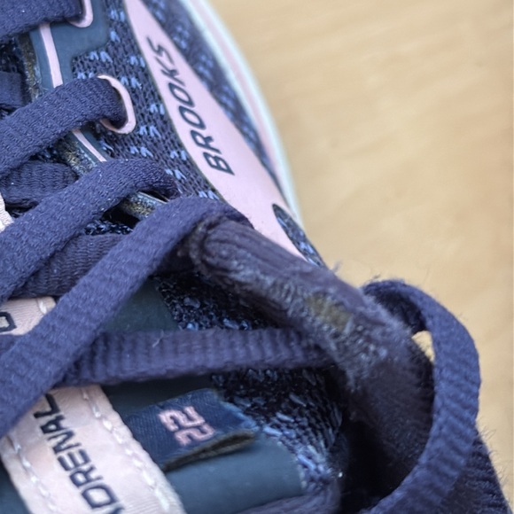 BROOKS ADRENALINE GTS 22 RUNNING TRAINING ATHLETIC SHOE NAVY PINK SIZE 9.5 - Picture 9 of 12